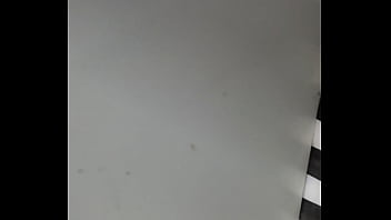 Espiando A Mi Primo En Su Habitación