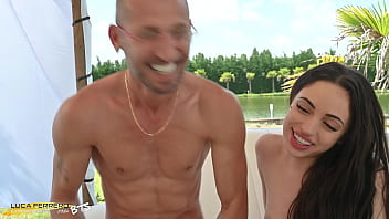 Amazing Bts. (wet) Ferrero Elite, New Top Class Skinny Isabella Angelina Get Her First Anal And Pee Scene From A Monster Cock, 0%pussy, 100% Hard.