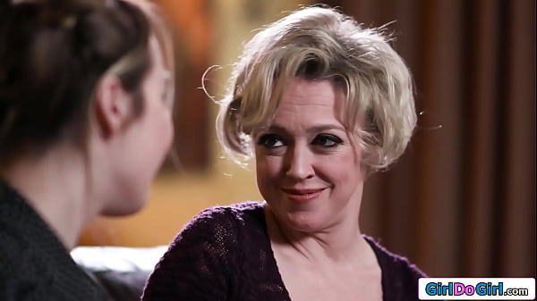 Milf Roleplays And Facesits Her Teen Fan