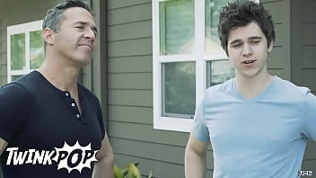 Dean Phoenix Reconciles His Sexuality Before Joining His Stepson Will Braun And Casey Jack In Bed - Twinkpop