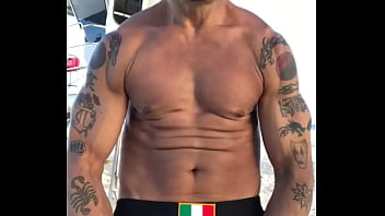 Maxxx Loadz The Porn Star Champion At Fort Lauderdale Beach