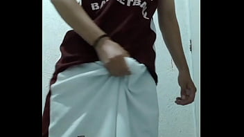 Jugador De Baloncesto Con Enorme Verga