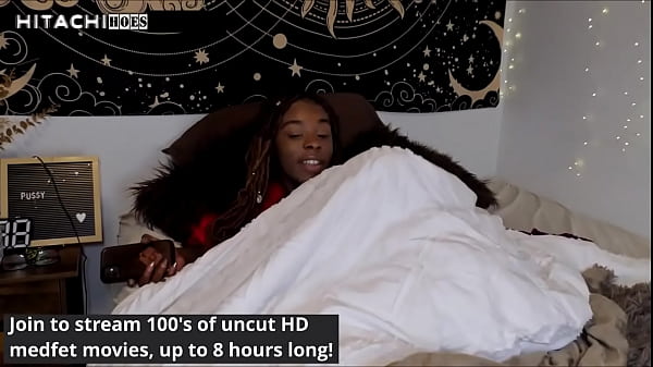 Giggles Has Good Moaning Waking Up To Hitachi Orgasms Before Leaving Her Bed At Hitachihoes - Reup