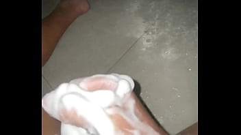 Need Some One To Fuck And Be Fucked By