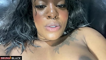 Novinha Gozando Tocando Siririca Forte Sem Parar.