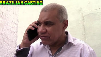 A Patroa Chamou O Seu Pedido E Uma Ordem Mas Que Surpresa Me Deu Ate Cuzinho Ela Estava Carente.