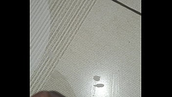 Cum Out For My Sugar Mummy