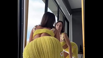 Latina Woman Twerking Crazyyy