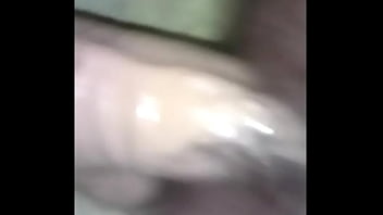 Sabroso Jugando Con Toy