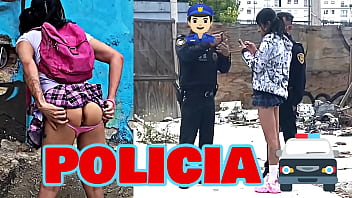 Me Encontraba Grabando Videos Para Mis Plataformas Y De Pronto Llega La Policia, Literal Me Detuvieron Con Los Calzon_s Abajo! Muestra Los Vídeos!