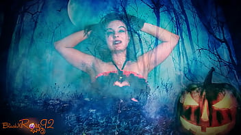 Ghostly Ghoulfriend Joi