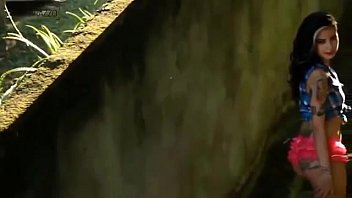 Lola Benvenutti Paparazzo