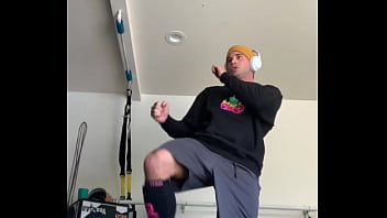 Nathan Bronson - Fitness, Workout - Workout - 2025 - Passionate - Performance - Video 821036