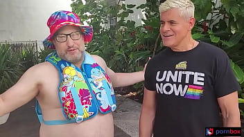 Cuckold Sugardaddy Watches Sugarbaby Chloe Temple Double Pussy Penetration Creampie Foursome