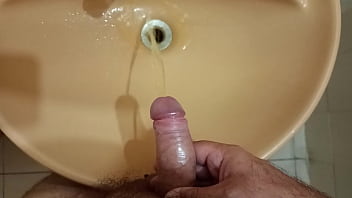 Hard Cock Pissing - pee, piss, hard-cock, hard-dick - Video 803748