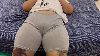 No Aguanté Las Ganas De Sólo Verla Y Le Lamí El Chocho A La Sirvienta!