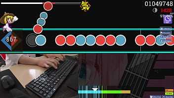Pluspearpi Plays Osu!taiko Very Well With His Handjob