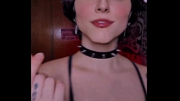 Gostosa Chupando Tudo