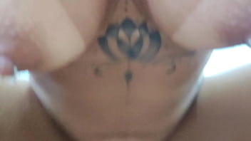 Rabuda Do Cu Guloso, Senta Até Encher O Cu De Porra