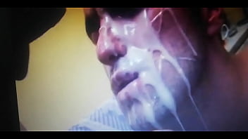Gay Cum. En La Cara