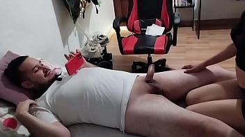 Que Rico Me La Mama Y Despues Me Cabalga Esta Universitaria Rica