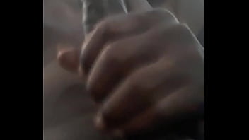 Negão Dotado Gozando