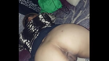 Madura Mostrando El Culo