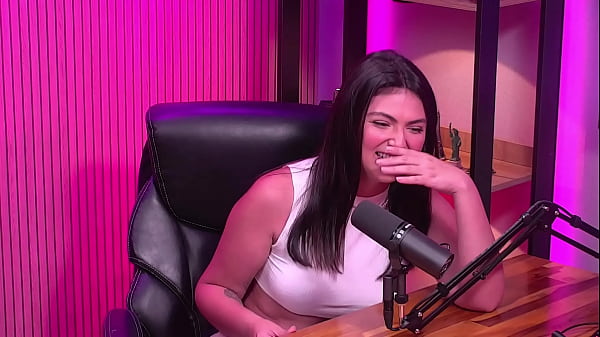 A Clara Peladinha Em Cancún