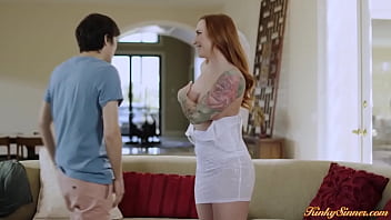 Guy Satisfying Stepmoms Sexual Fantasy