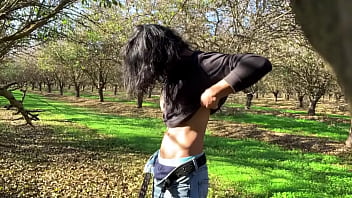 Lindo Jovencito Se Masturba A Escondidas En El Bosque