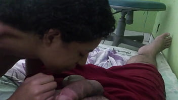 Jade Brincando Com As Bolas Do Amigo!