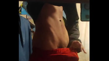 Jovén De 18 Años Masturbandose