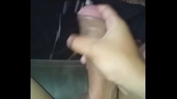 Gozando No Sofá E Escorrendo No Chão