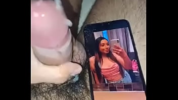 Mi Amigo Y Su Novia Me Pidieron Que Les Hiciera Un Cumtribute Con La Foto De Ella