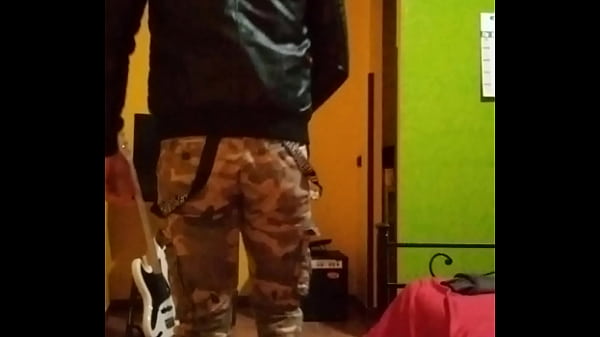 Domino - Handjob, Big-cock - Unknown - 2025 - Sexy - Performance - Video 725642