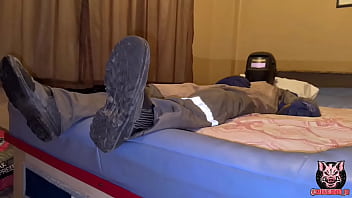 Trailer - O Soldador casado / Pés 45