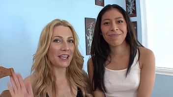 Hot Coucar Milf And Sexy Girl - Milf Teaches Lesbian Hotporn - Mature Mama