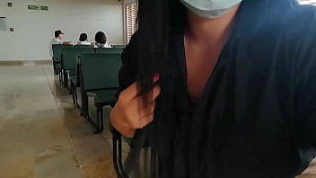 Desconocida Se Graba Sacandose Chorros En Baño Publico