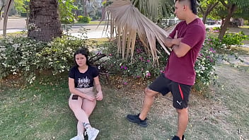 Consuelo A Mi Pequeña Vecina Con Una Dura Cogida Por El Culo Y La Hago Tragar Mi Leche.