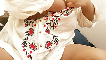 Indian Aunty Big Sexy Boobs