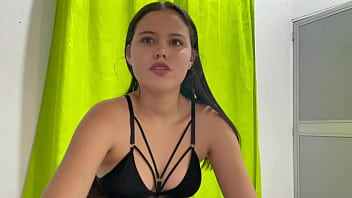 Mi Hermanastra Pequeña Me Enseña Como Follar A Una Mujer Y Me Hace Correr En Su Estrecho Coño. - anal, cum, sex, teen, latina, real, amateur, homemade, squirt, big-ass, amateurs, big-tits, taboo, c - Video 688954