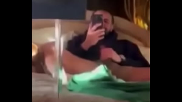 Drake Masturbating