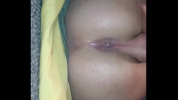 Masturbándome El Culito