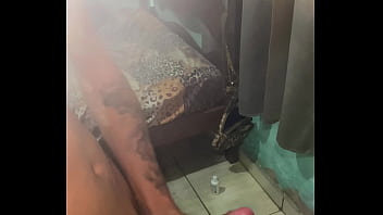 Novinho Pausado Batendo Punheta