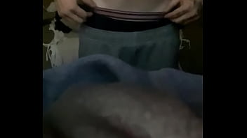 Garoto Novinho Se Exibindo