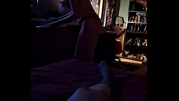 Etoimazomai Na Tin Gamiso