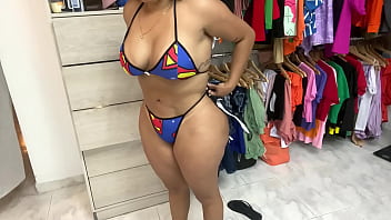 Hermanastra En Habitacion Siendo Espiada