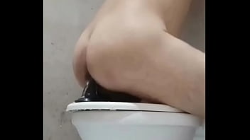 Brincando Com Consolo - cdzinha, gay-amateur - Video 652709