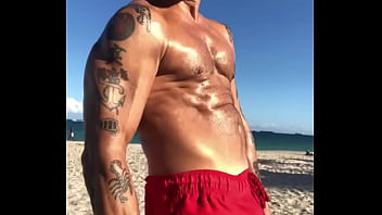 The Beach Body Porn Star - maxxx, loadz - Video 651100