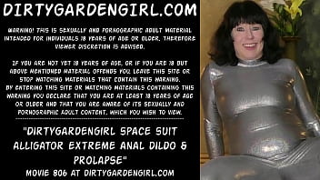 Dirtygardengirl Space Suit Alligator Extreme Anal Dildo _ Prolapse
